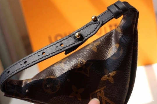 Frstbag ru VUITTON BAG WRIST LOUIS 0803